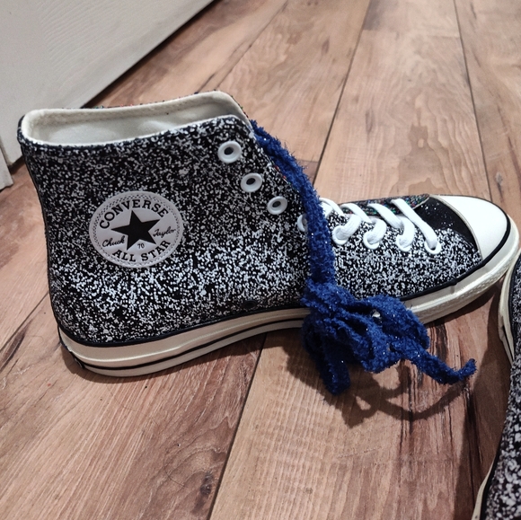 JW Anderson X Chuck Converse Sneakers - Picture 3 of 16